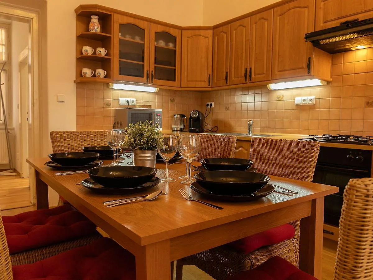 Apartment Old Town Home-1 By Interhome Prag Tjekkiet